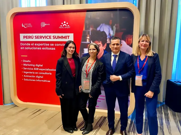 Lanzamiento de Vigilantium con PromPeru en Mexico en el PeruServiceSummitMexico